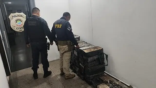 PRF e PM apreendem 650 kg de cocaína em Dois Irmãos do Buriti