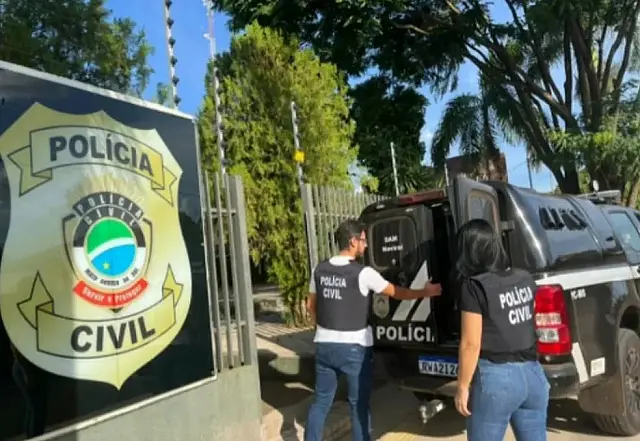 Adolescente pode ficar surda após agressão do namorado