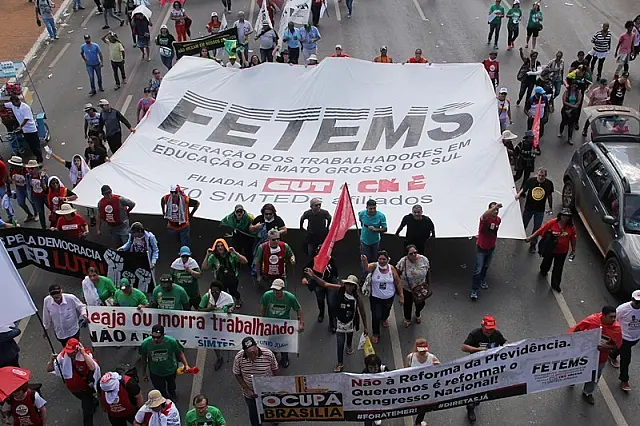 Professores da Rede Estadual fazem paralisação no dia 30 de maio