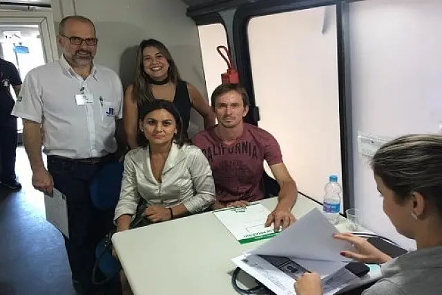 Ônibus da justiça itinerante vai a Bonito e faz 123 casamentos