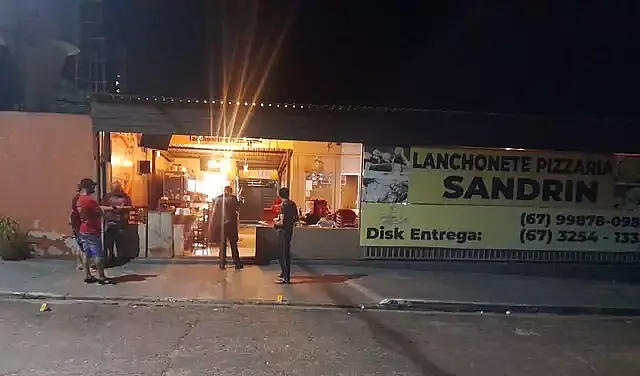 Dono de pizzaria é morto a tiros por engano em Sonora