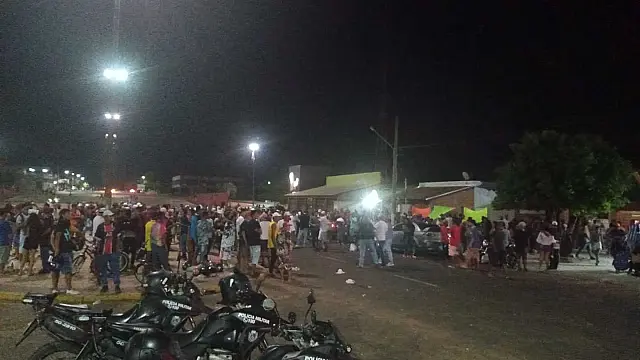 Sargento da PM é ferido por capacetada durante tumulto na Pantaneta