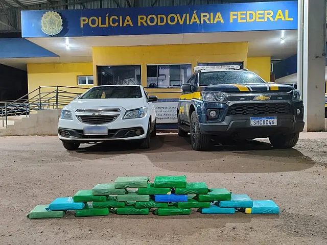 Suspeito é preso com 21,8 kg de cocaína em tanque de combustível na BR-262
