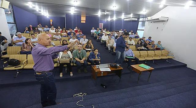 Em três anos, servidores estaduais recebem aumento de 33,23%