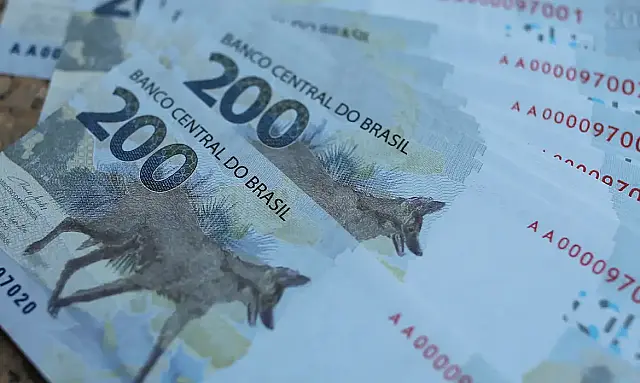 Ipea propõe imposto maior para super-ricos