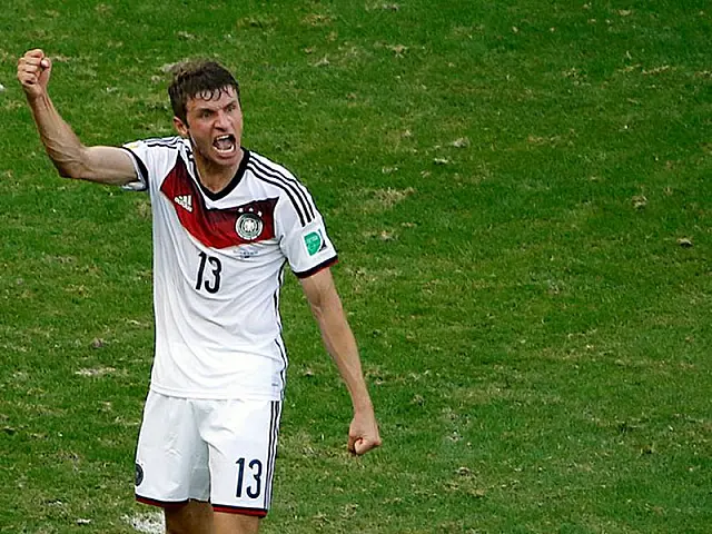 Alemanha arrasa Portugal com grande atuação de Müller