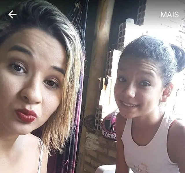 Debate sobre reponsabilidades nas midias sociais acrescenta dor a drama familiar