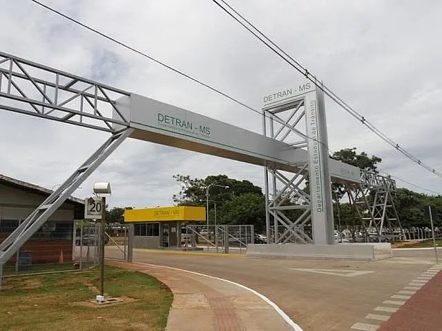 Rompimento de cabo no Paraná derruba sistema do Detran-MS