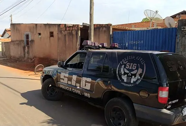 Polícia fecha "boca de fumo" próxima a Escola de Educação Infantil