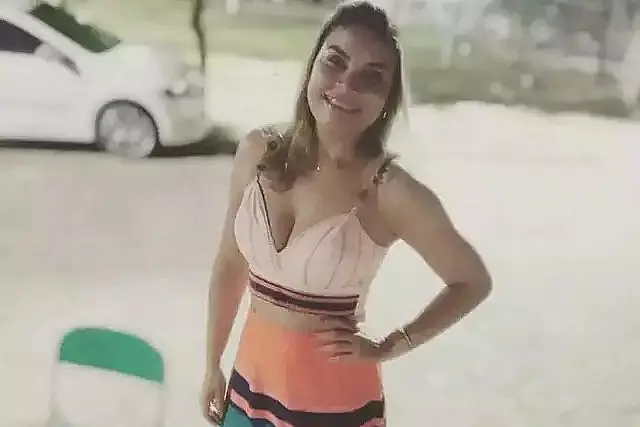 Mulher é morta com 6 facadas; ex-marido é o principal suspeito do crime