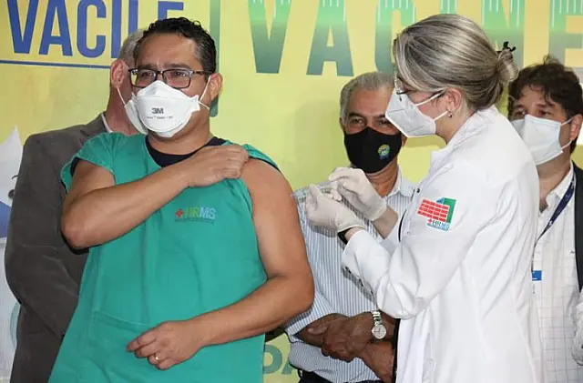 MS registra queda de casos e mortes e estabilidade na taxa de contágio
