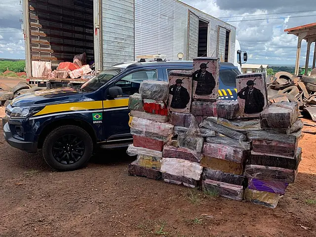 PRF apreende 5,9 toneladas de maconha em Ponta Porã
