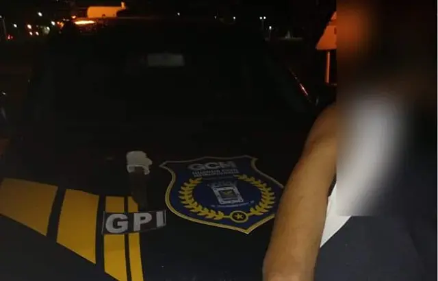 Homem é preso em flagrante por agressão e ameaça a esposa