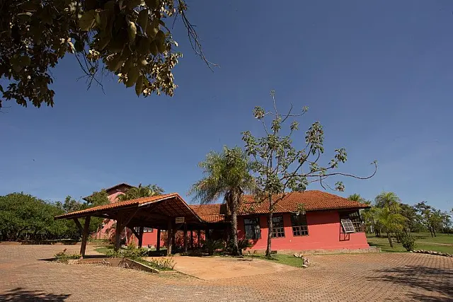 Em Bonito, governador destaca importância do turismo para desenvolvimento do Estado