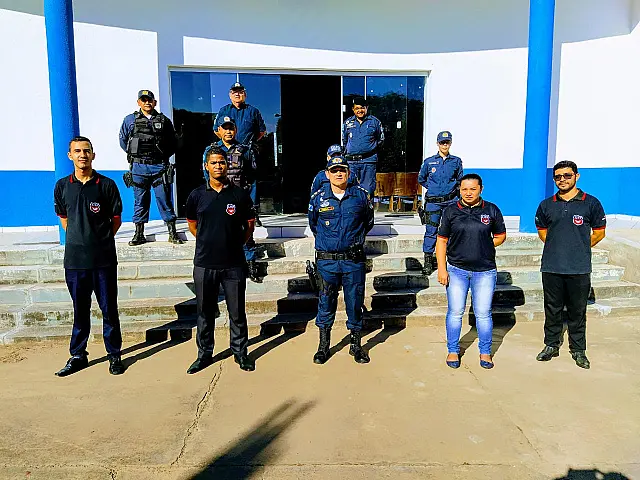 PM recebe doações de álcool 70% e produtos de desinfecção para prevenir coronavírus