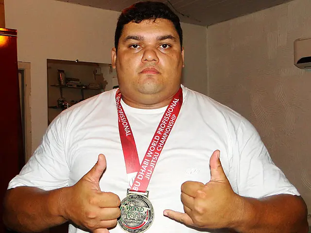 Atleta de Anastácio conquista bronze em campeonato internacional de jiu-jitsu
