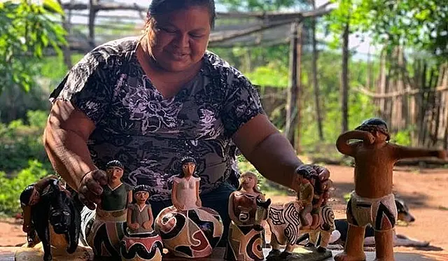 Parceria incentiva projeto de geração de renda com cerâmicas Kadiwéu