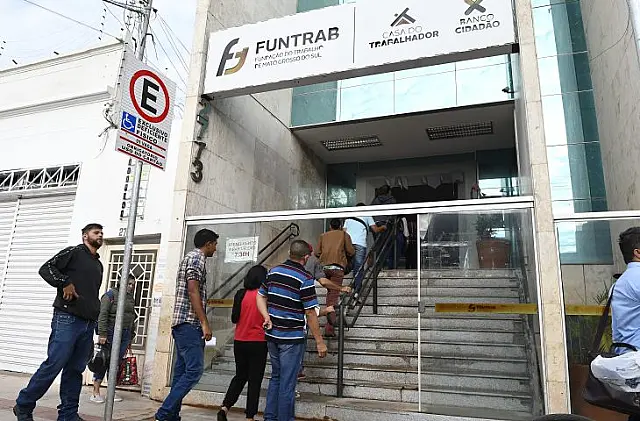 Funtrab começa semana com quase 4 mil vagas de emprego em MS