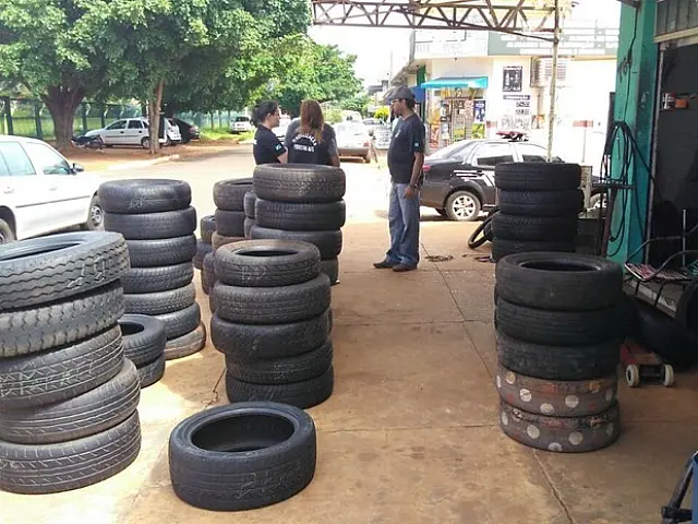 Operação apreende pneus riscados em borracharias