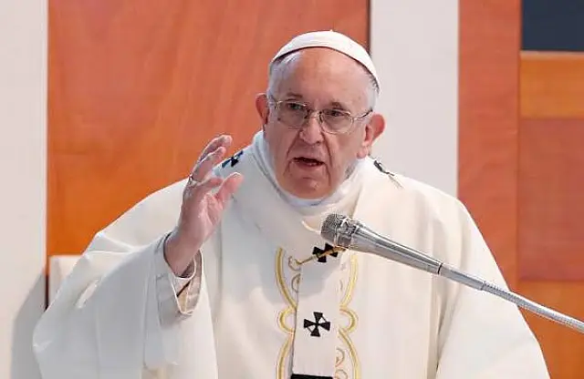 Papa Francisco diz que desemprego é tragédia mundial