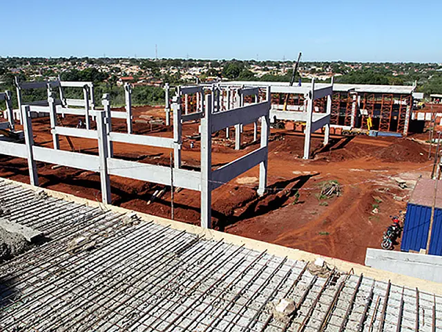 Obras do campus da UEMS na Capital avançam para começar a funcionar já em 2015