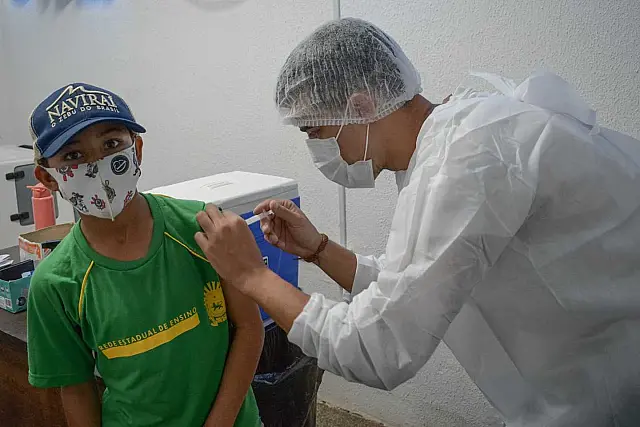 Aquidauana alcança meta de 94% da população vacinada contra a Covid-19