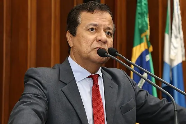 Amarildo Cruz cobra providências sobre problema ambiental em Jardim e Bonito