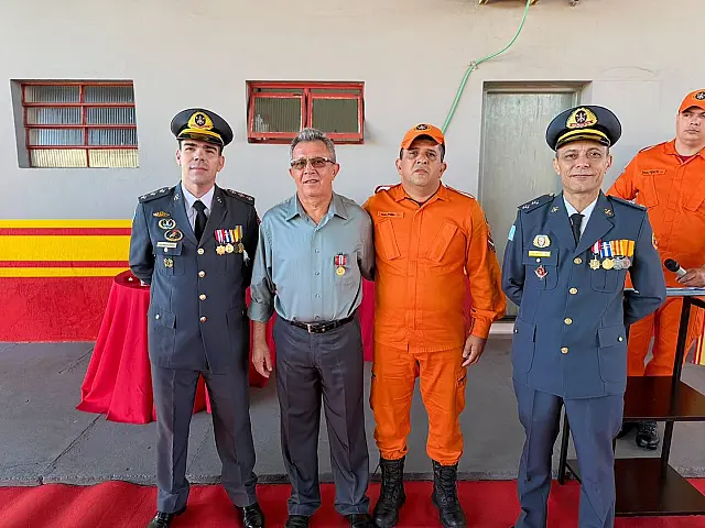 Solenidade marca Dia do Bombeiro Brasileiro com entrega de medalhas em Aquidauana