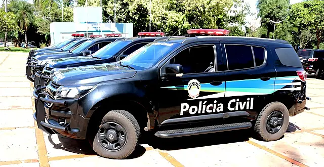 Polícia Civil cumpre mandados contra suspeitos de praticarem roubo com reféns