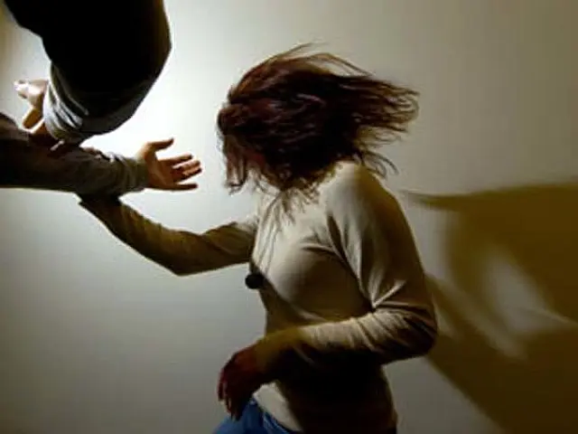 Quatro em cada dez mulheres já sofreram violência doméstica