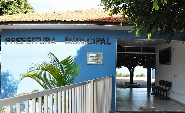 Prefeito e vereadores de Água Clara empregavam familiares no poder público