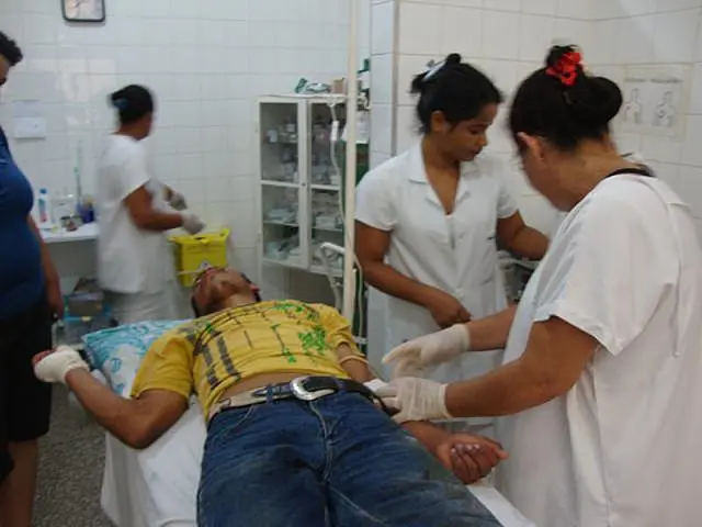 PM prende jovem que causou confusão em posto de saúde