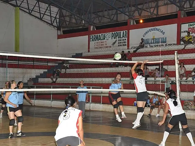 Torneio Roquette Pinto começa hoje no Poli
