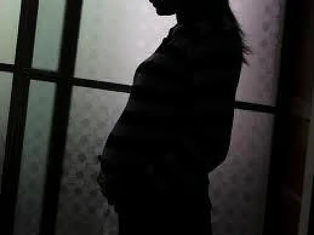 Jovem grávida é mantida em cárcere e obrigada a usar abortivos