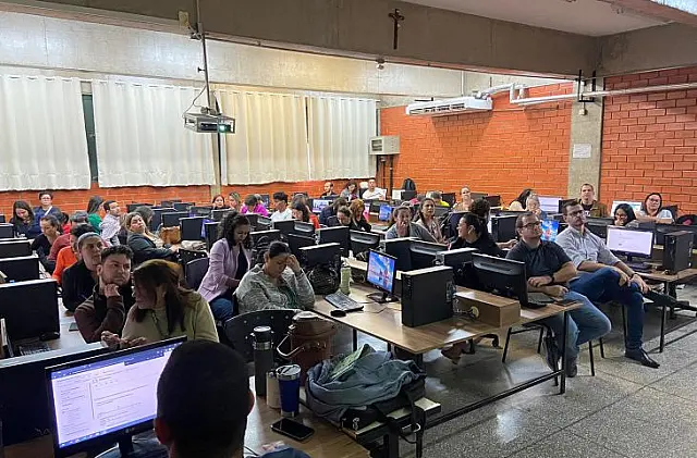 Saúde capacita profissionais da Atenção Primária no manejo do sistema