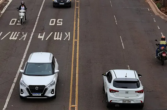 Junho é mês de pagamento do licenciamento de veículos com placas finais 4 e 5