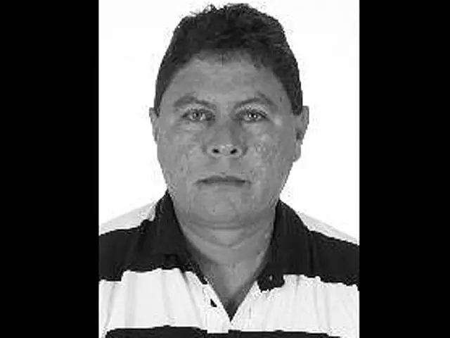 Motociclista morre ao atropelar vaca na Avenida da Integração