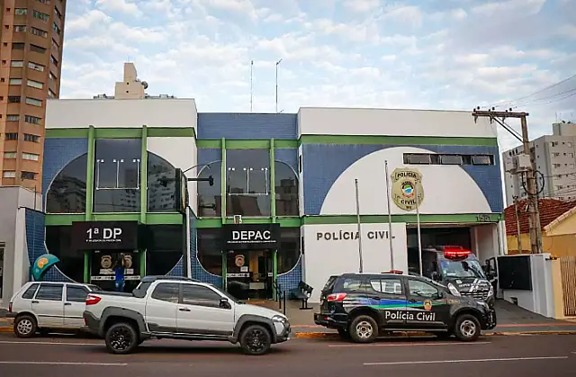 Mulher bate em bandidos durante assalto na Capital
