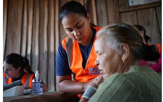 Defesa Civil atende ribeirinhos do Pantanal em missão humanitária