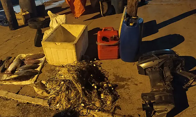 PMA flagra homens pescando com rede no rio Paraguai