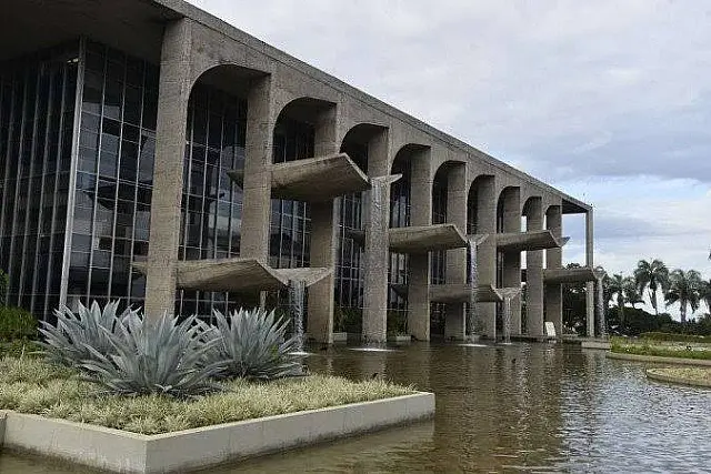 Escola abre inscrições para cursos voltados a direito do consumidor