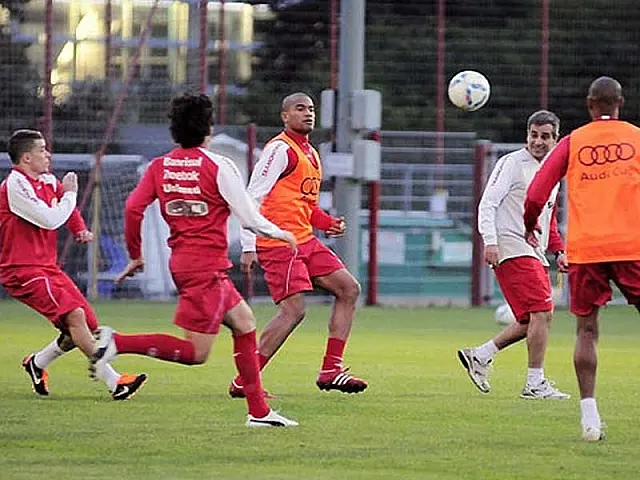 Internacional revive final do Mundial contra Barcelona