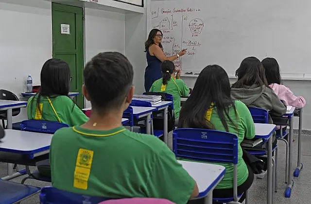 Alunos da rede estadual devem comprovar vacinação atualizada para fazer matrícula