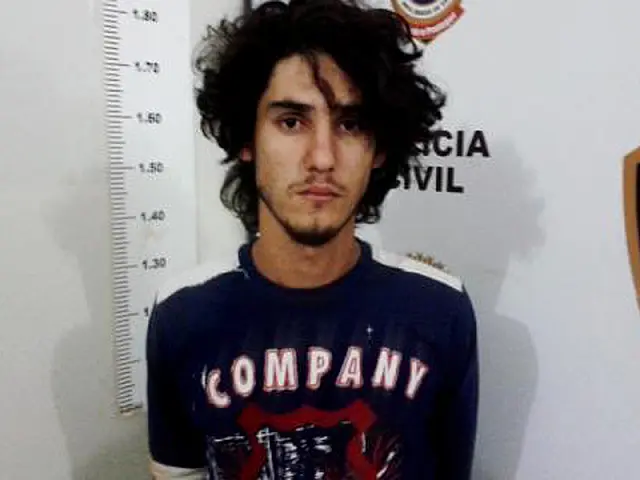 Polícia Civil prende em flagrante jovem que matou a facadas mulher e menina de 4 anos