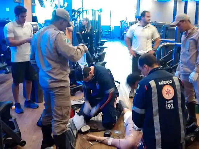 Homem morre durante treino em academia dentro de shopping da Capital