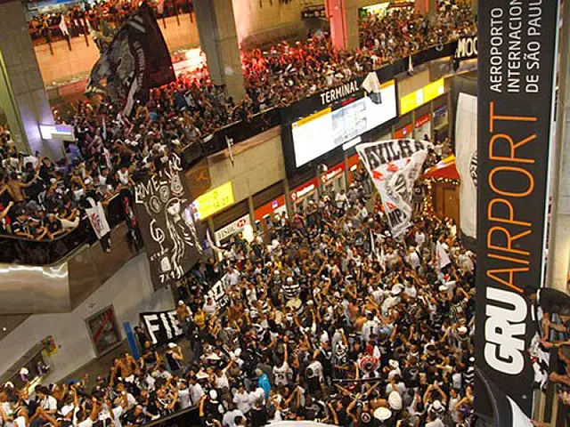 Desembarque do time do Corinthians será sem contato com torcida