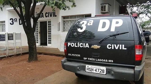 Cansado de ser agredido por esposa, homem procura a Polícia: 'Deu soco na boca'