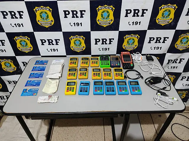 Quadrilha de estelionatários é presa em Água Clara com cartões clonados