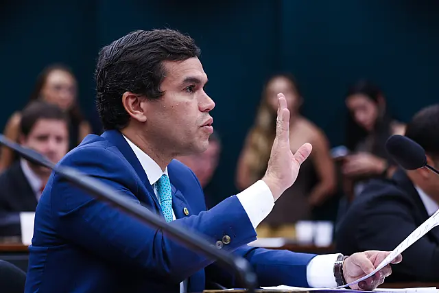 Beto Pereira propõe definição de critérios objetivos para nomeação em tribunais superiores