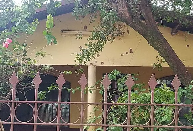 Homens atiram mais de 50 vezes contra casa de juízas na fronteira